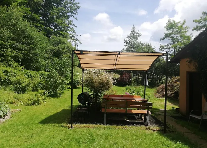 Mieszkanie W Gorach W Beskidzie Zywieckim Gmina Koszarawa 26 Km Od Zywca,20 Km Od Suchej Beskidzkiej Apartment *